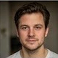 Tom Bakker